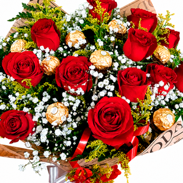 Buque Tradicional com 12 rosas e 8 bombons Ferrero Rocher